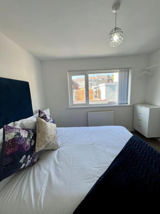Welsh Getaway Home No 2 - 10 Mins To Bike Park Wales Merthyr Tydfil Eksteriør billede